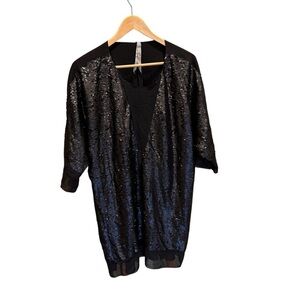 Melissa McCarthy Seven7 Size 1X Black Sequin Front Short Sleeve Shirt